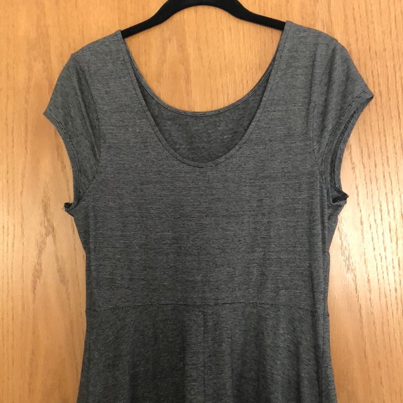 Dress - Picture 3 of 5